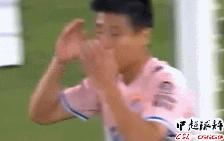 记者爆料武磊空门视频,错失进球良机！